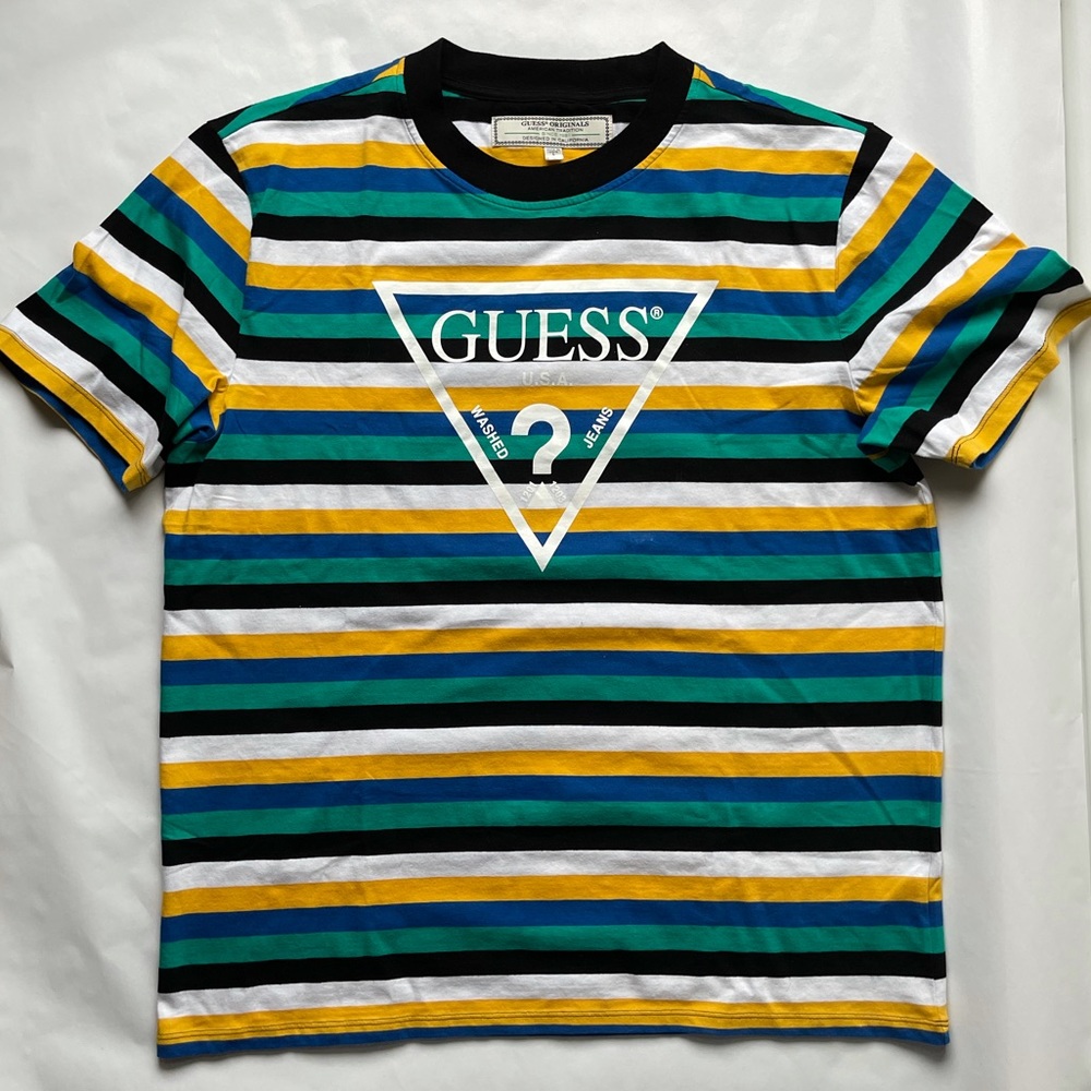Men’s Guess shirt